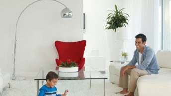 Инверторният климатик LG Athena Inverter V намалява консумацията на енергия до 80% в сравнение с традиционните печки